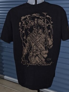 HOWITZER Patriot MFG Dont Tread Defiant patriot T Shirt Size XL